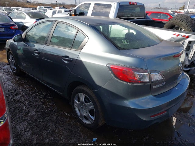 2013 MAZDA MAZDA3 JM1BL1U78D1762067 Photo 2