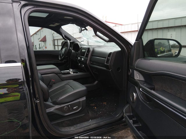 Продажа на аукционе авто 2018 Ford Expedition Limited, vin: 1FMJU1KTXJEA04692, номер лота: 44443500