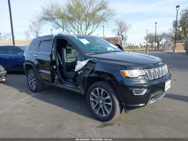 1C4RJFCG8JC460118 Jeep Grand Cherokee Overland 4x4
