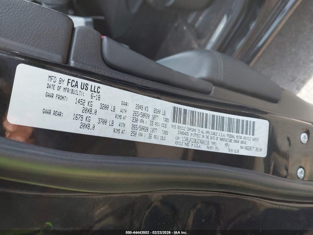 1C4RJFCG8JC460118 Jeep Grand Cherokee Overland 4x4
