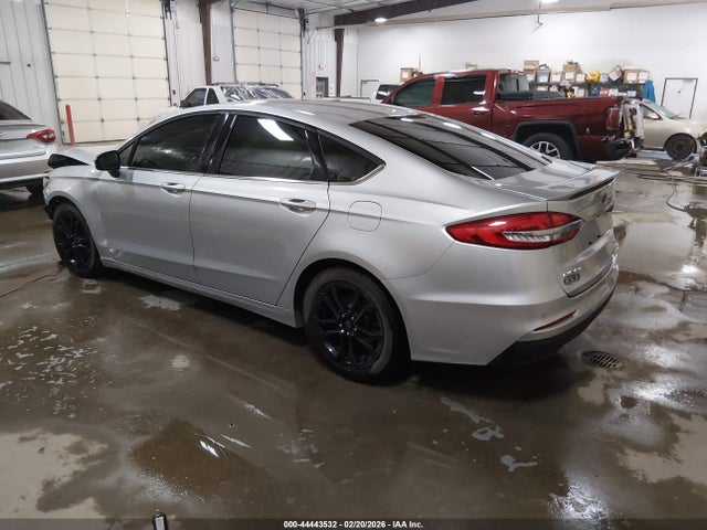 3FA6P0HD7KR250907 Ford FUSION SE