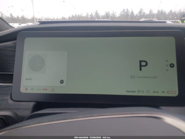 Rivian R1s Adventure 2023 7PDSGABA1PN026029 Image 19