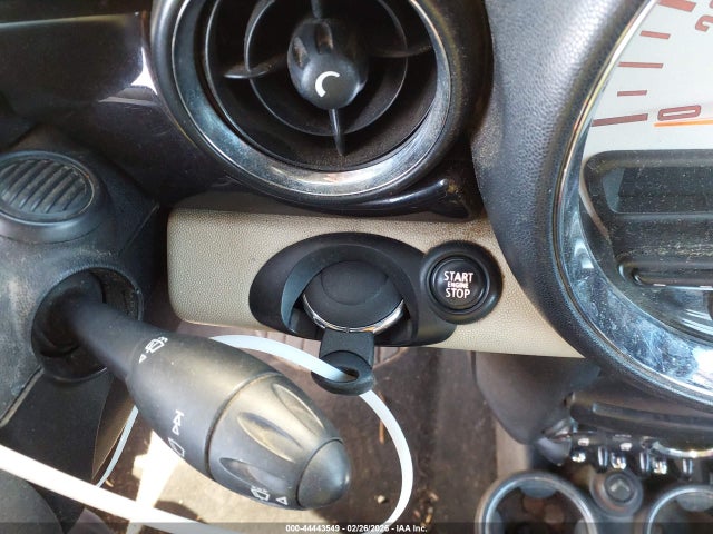 2011 MINI COOPER WMWZN3C5XBTZ89425 Photo 10