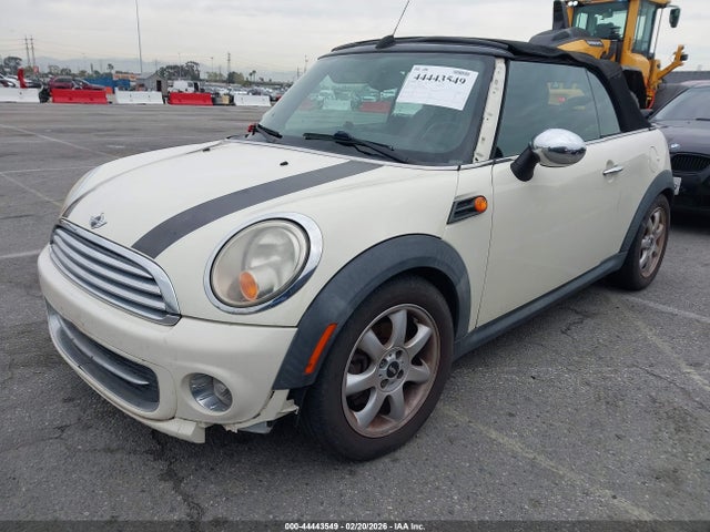 2011 MINI COOPER WMWZN3C5XBTZ89425 Photo 1