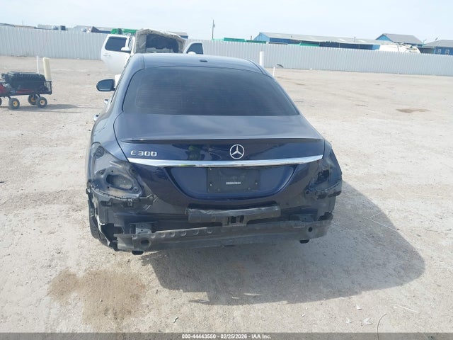 Продажа на аукционе авто 2016 Mercedes-benz C 300 Luxury/sport, vin: 55SWF4JB7GU117844, номер лота: 44443550