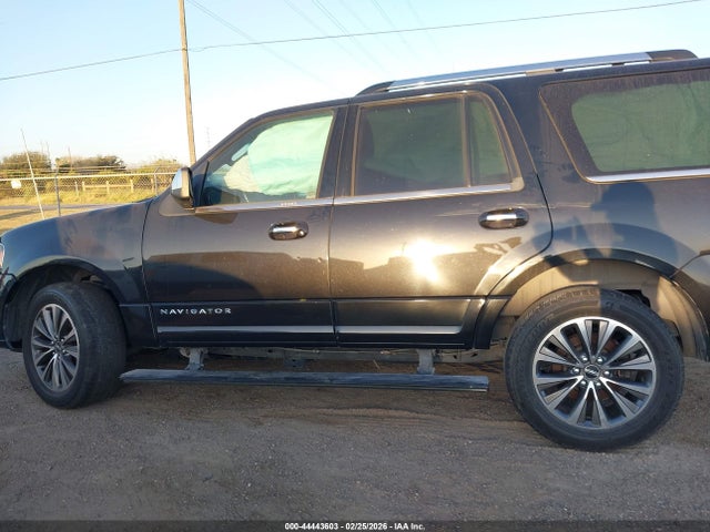 Продажа на аукционе авто 2015 Lincoln Navigator, vin: 5LMJJ2HT1FEJ12872, номер лота: 44443603