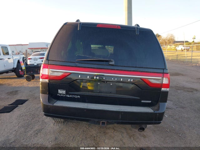 Продажа на аукционе авто 2015 Lincoln Navigator, vin: 5LMJJ2HT1FEJ12872, номер лота: 44443603