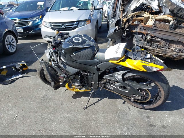 Suzuki GSX-R600 2017 JS1GN7FA8H2101516 Image 9