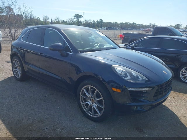 2017 PORSCHE MACAN WP1AB2A59HLB15029 Photo 0