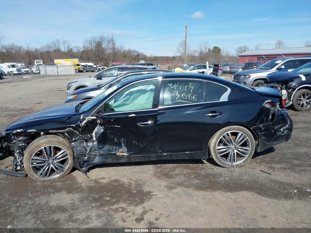 Продажа на аукционе авто 2016 Infiniti Q50 3.0t Premium, vin: JN1EV7AR9GM346017, номер лота: 44443666