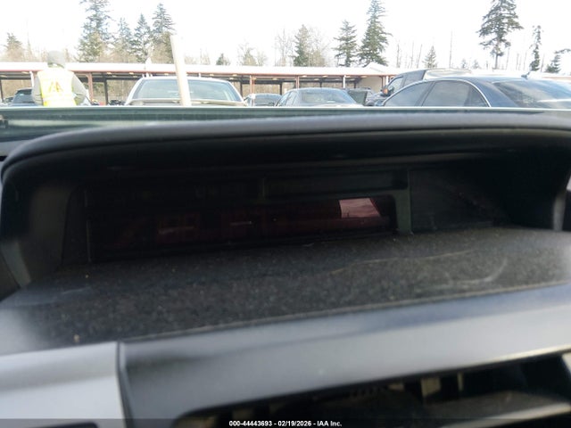 JTDZN3EU1GJ044468 Toyota Prius V Two