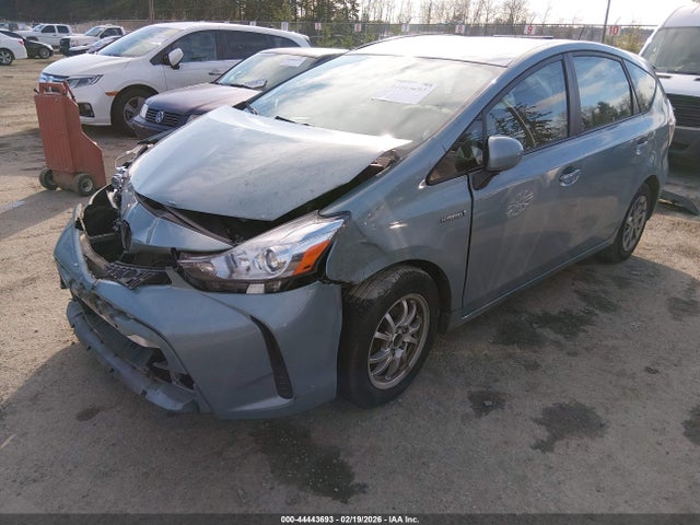 JTDZN3EU1GJ044468 Toyota Prius V Two