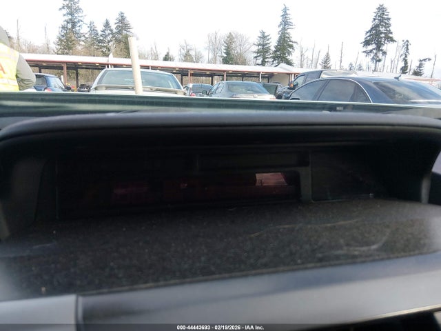 JTDZN3EU1GJ044468 Toyota Prius V Two