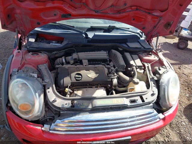 2010 MINI COOPER WMWMF3C56ATZ22133 Photo 9