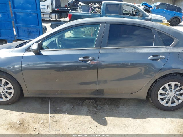 KIA FORTE FE 2021 3KPF24AD2ME370344 Image 14