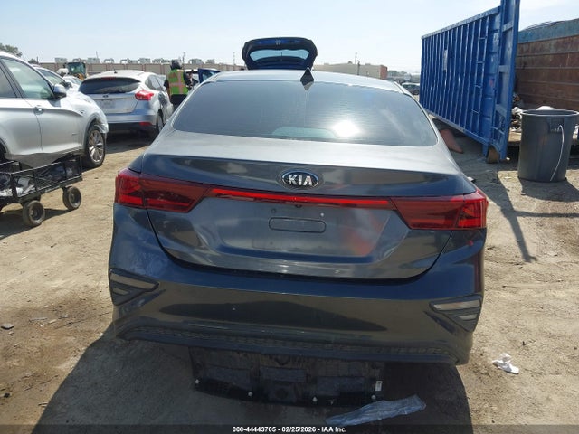 KIA FORTE FE 2021 3KPF24AD2ME370344 Image 16