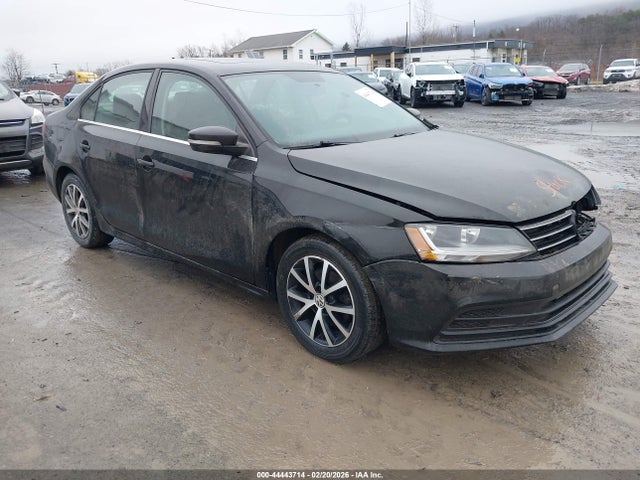 44443714 :رقم المزاد ، 3VWDB7AJXHM235488 vin ، 2017 Volkswagen Jetta 1.4t Se مزاد بيع