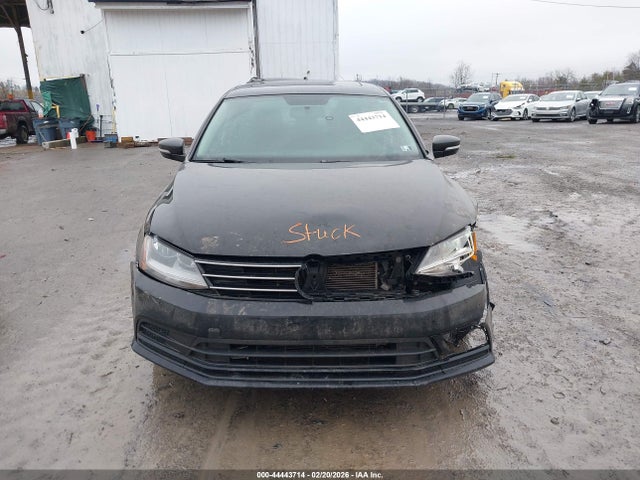 44443714 :رقم المزاد ، 3VWDB7AJXHM235488 vin ، 2017 Volkswagen Jetta 1.4t Se مزاد بيع