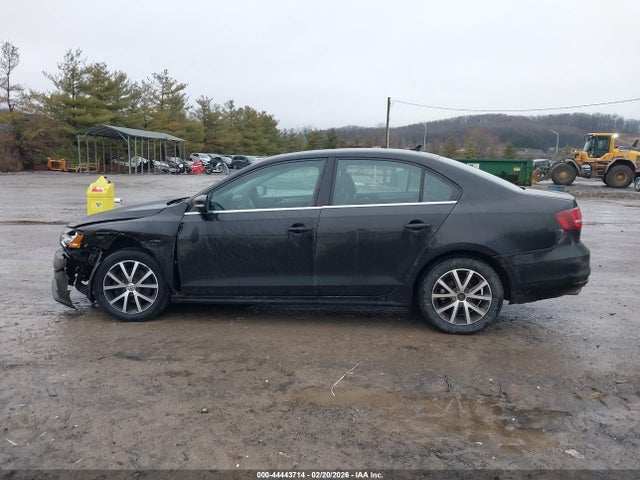 44443714 :رقم المزاد ، 3VWDB7AJXHM235488 vin ، 2017 Volkswagen Jetta 1.4t Se مزاد بيع