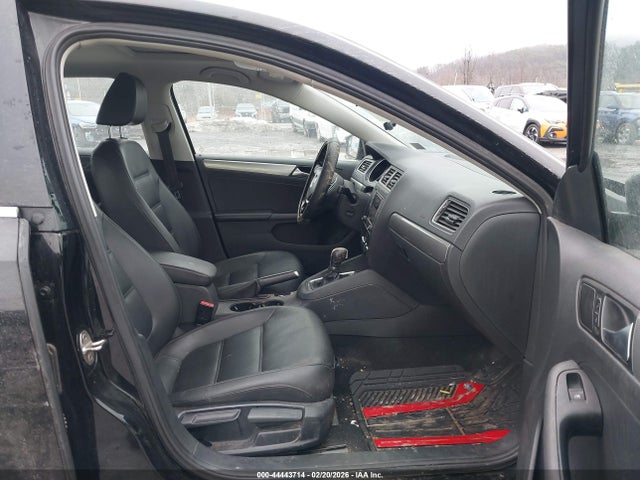 44443714 :رقم المزاد ، 3VWDB7AJXHM235488 vin ، 2017 Volkswagen Jetta 1.4t Se مزاد بيع