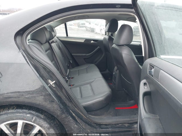 44443714 :رقم المزاد ، 3VWDB7AJXHM235488 vin ، 2017 Volkswagen Jetta 1.4t Se مزاد بيع