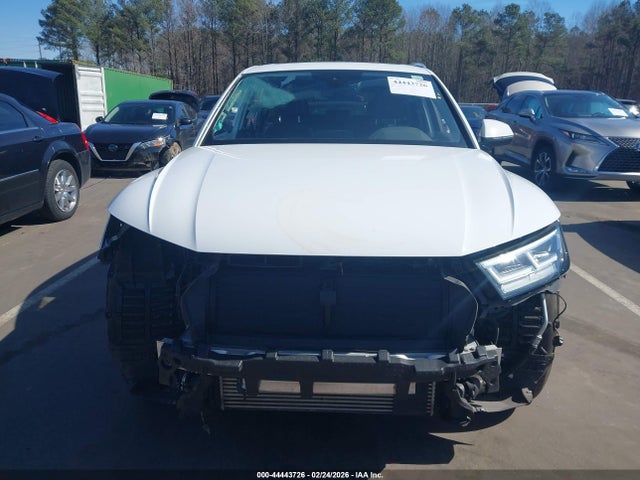 44443726 :رقم المزاد ، WA1BNAFY8J2222198 vin ، 2018 Audi Q5 مزاد بيع