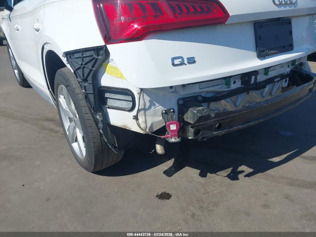 44443726 :رقم المزاد ، WA1BNAFY8J2222198 vin ، 2018 Audi Q5 مزاد بيع