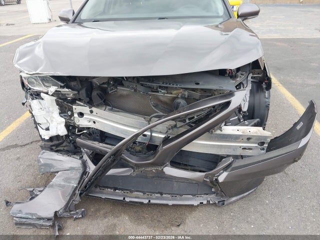 2018 TOYOTA CAMRY HYBRID 4T1B21HK1JU009228 Photo 5