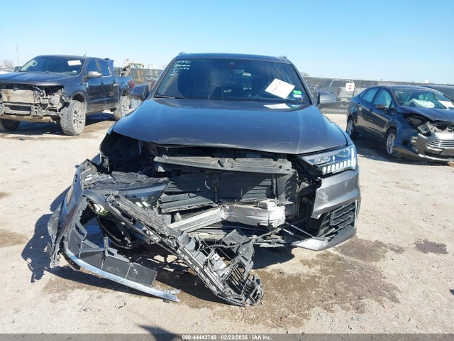 Продаж на аукціоні авто 2021 Audi Q7 Prestige 55 Tfsi Quattro Tiptronic, vin: WA1VXAF7XMD012645, номер лоту: 44443748