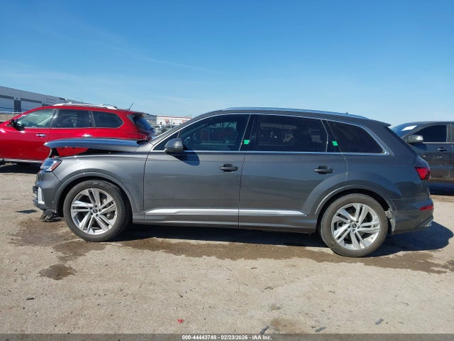 Продаж на аукціоні авто 2021 Audi Q7 Prestige 55 Tfsi Quattro Tiptronic, vin: WA1VXAF7XMD012645, номер лоту: 44443748