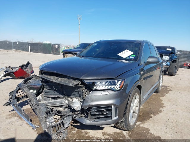 Продаж на аукціоні авто 2021 Audi Q7 Prestige 55 Tfsi Quattro Tiptronic, vin: WA1VXAF7XMD012645, номер лоту: 44443748