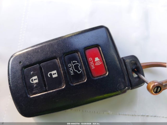 5TDKKRFH0GS143896 Toyota Highlander Xle V6