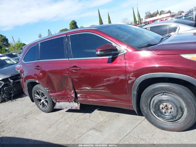 5TDKKRFH0GS143896 Toyota Highlander Xle V6