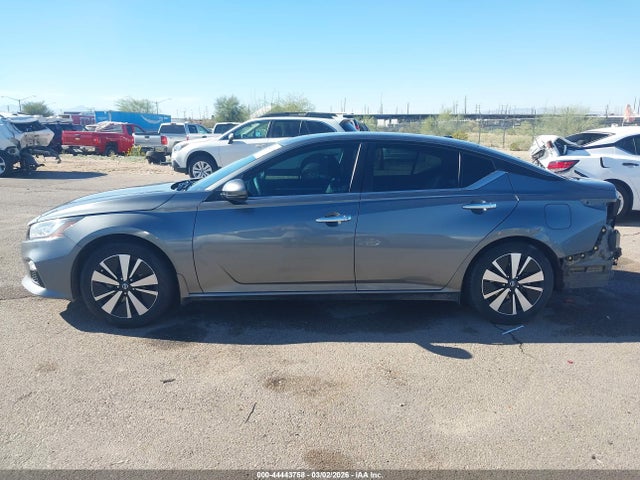 1N4BL4DV5NN357753 Nissan Altima Sv Fwd