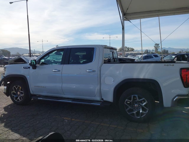 3GTUUDED9PG275395 GMC Sierra 1500 4wd Short Box Slt