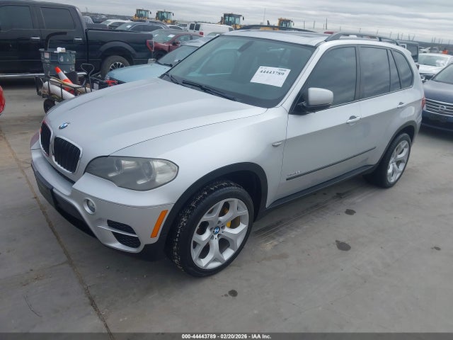 44443789 :رقم المزاد ، 5UXZV4C56D0E11336 vin ، 2013 Bmw X5 مزاد بيع