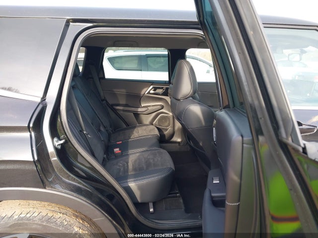 2023 MITSUBISHI OUTLANDER JA4J3UA8XPZ046152 Photo 7