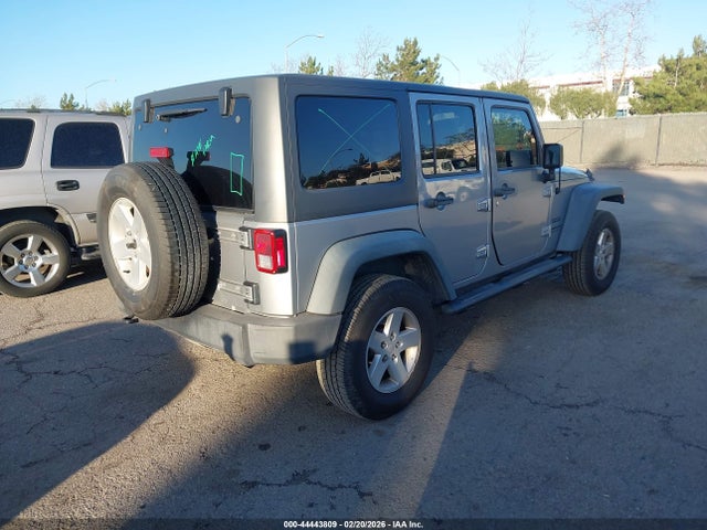 1C4BJWDG4FL517633 Jeep Wrangler Unlimited Sport