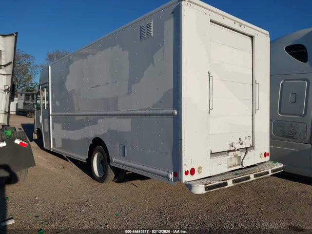 2015 FORD F-59 COMMERCIAL STRIPPED 1F65F5KY0F0A04386 Photo 2