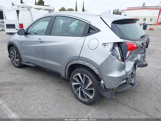 2020 HONDA HR-V 3CZRU5H19LM717367 Photo 2