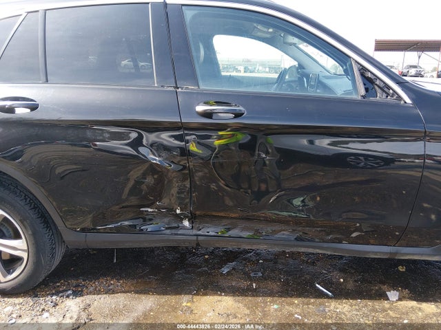 44443826 :رقم المزاد ، WDC0G4JBXK1005572 vin ، 2019 Mercedes-benz Glc 300 مزاد بيع