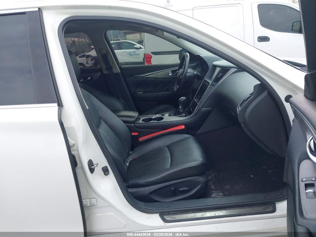 JN1BV7AP2EM677858 Infiniti Q50 Premium