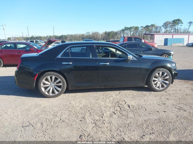 44443848 :رقم المزاد ، 2C3CCAEGXJH140140 vin ، 2018 Chrysler 300 Limited مزاد بيع