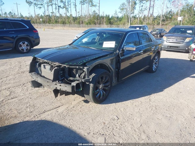 44443848 :رقم المزاد ، 2C3CCAEGXJH140140 vin ، 2018 Chrysler 300 Limited مزاد بيع