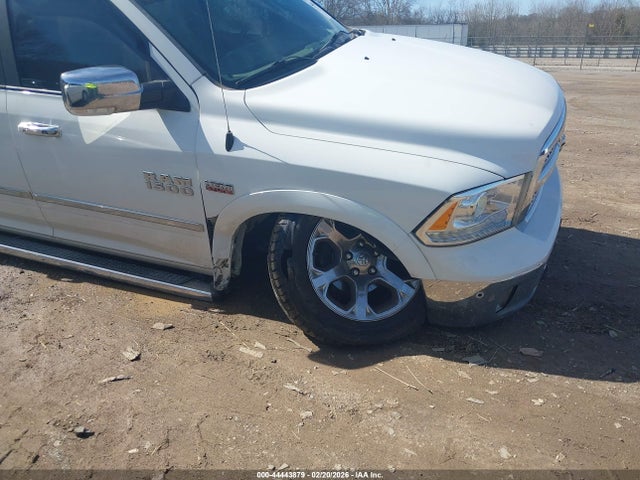 44443879 :رقم المزاد ، 1C6RR7NT5HS660003 vin ، 2017 Ram 1500 Laramie  4x4 5'7 Box مزاد بيع