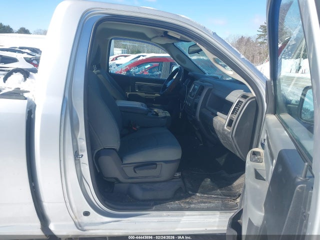 3C6JR7AT4EG281077 RAM 1500 Express