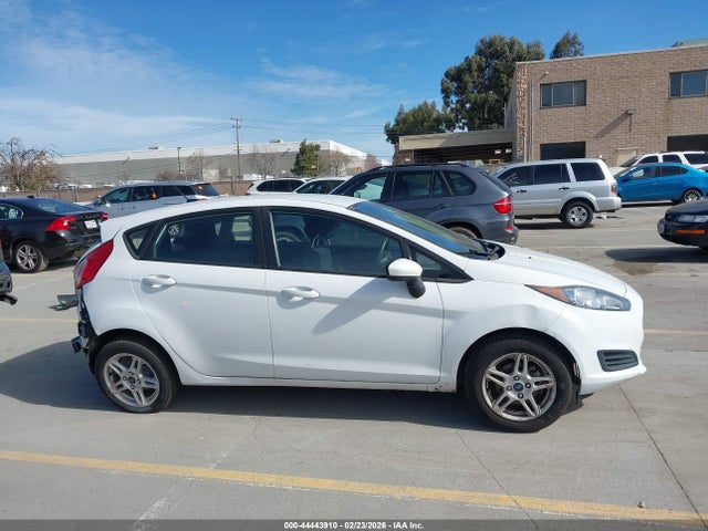 3FADP4EJ9KM157151 Ford FIESTA SE