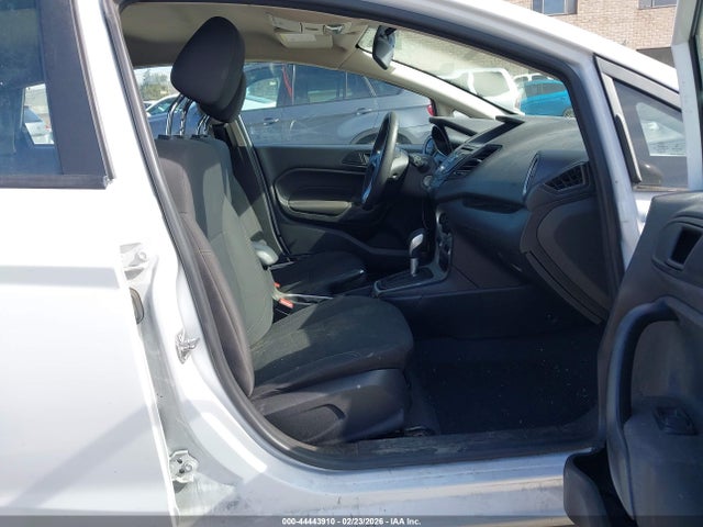 3FADP4EJ9KM157151 Ford FIESTA SE