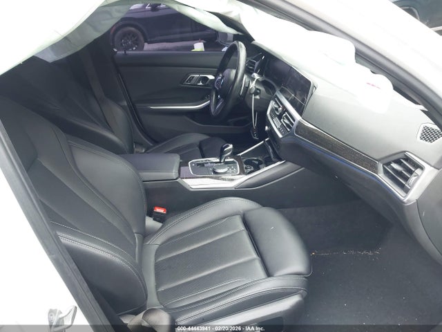 2022 BMW 330I 3MW5R7J08N8C29183 Photo 4