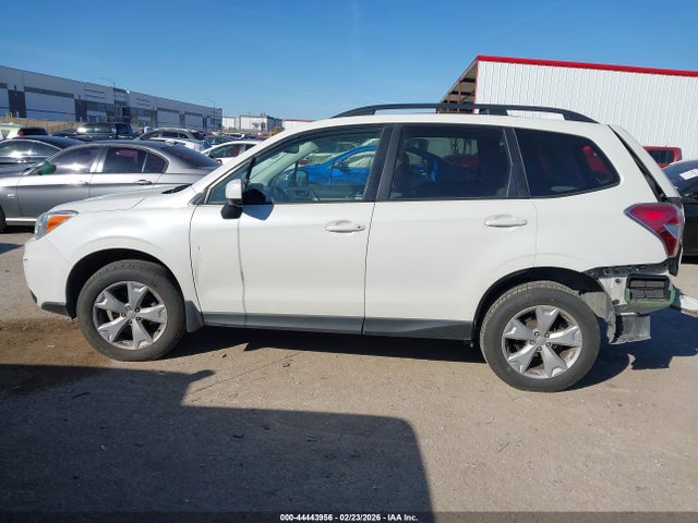 Продажа на аукционе авто 2016 Subaru Forester 2.5i Premium, vin: JF2SJAFC7GH550709, номер лота: 44443956